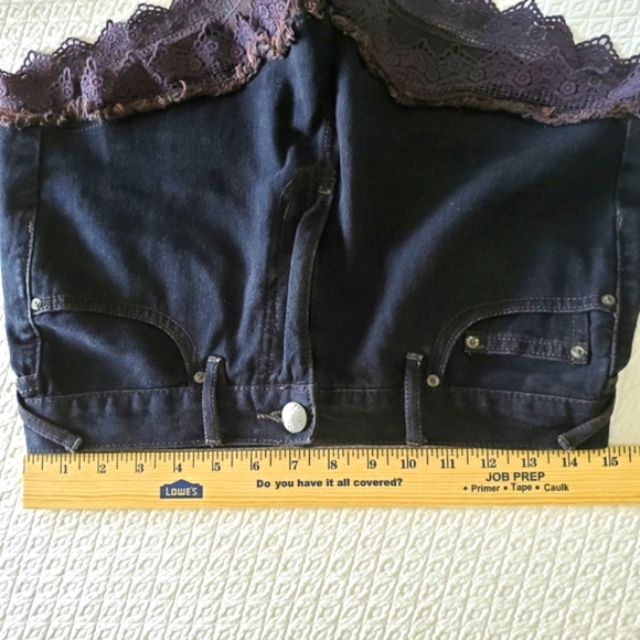 🔥( Free People ) Lace-Trimmed Denim Shorts☀️ - Picture 12 of 13